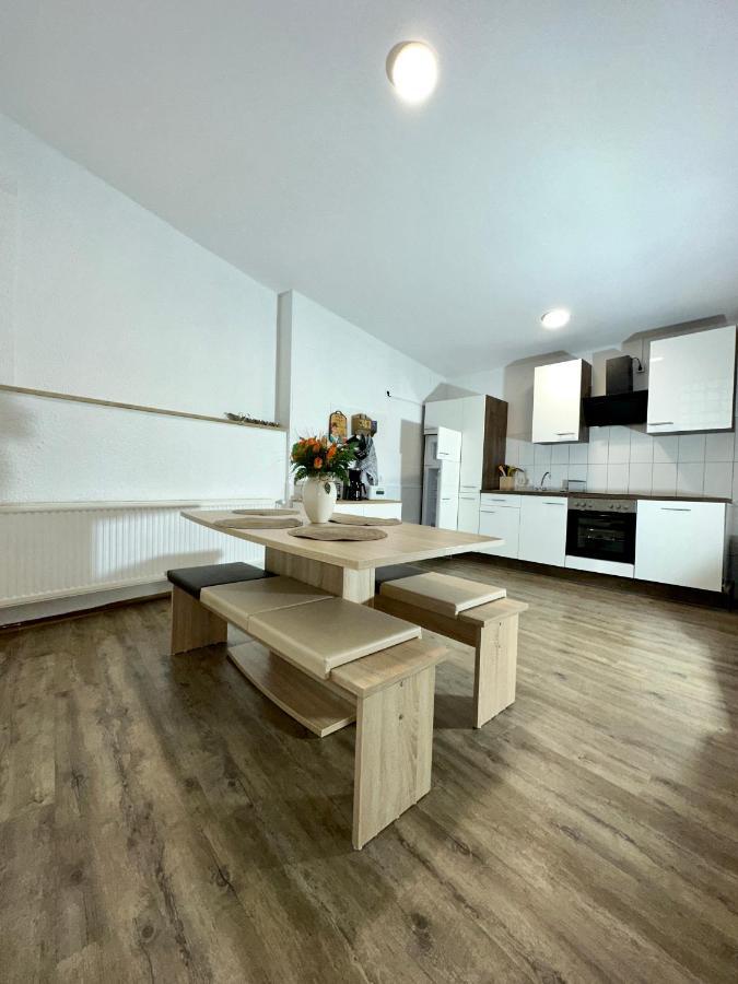 Ferienwohnung Apolo Munstermaifeld Ngoại thất bức ảnh
