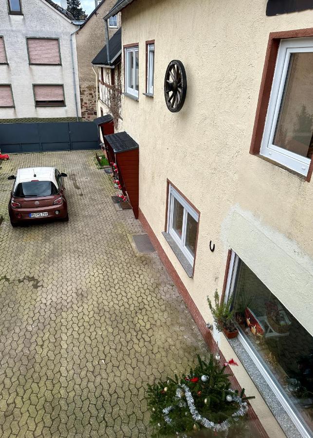 Ferienwohnung Apolo Munstermaifeld Ngoại thất bức ảnh